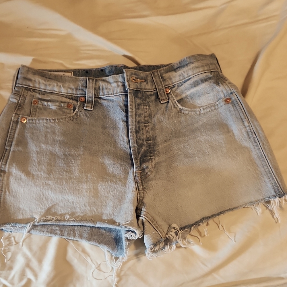 GAP JEAN SHORT